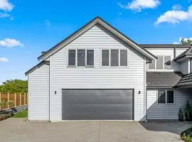 Slice of Paradise - Waikanae Self-Contained Unit