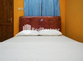 Villa Handayani Songgoriti RedPartner，位于Songgoriti的酒店