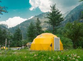 Whoopers Boutique Resort Jibhi，位于吉布的酒店