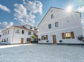 Burghof Apartments Hoyerswerda，位于霍耶斯韦达的酒店