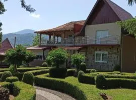 Guest House Vila Aleksa