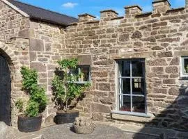 Peak District Cottage set in 5 acres near Buxton