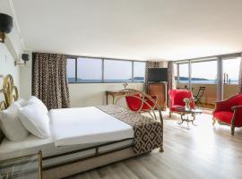 URLA PERA HOTEL，位于乌尔拉的酒店