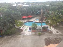 Hotel SanMarena Mompiche，位于Muisne的酒店