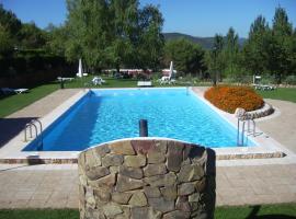 Casa Rural Los Nogales，位于波加拉的酒店