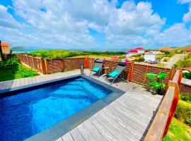 Villa Passion Cannelle de standing avec sa piscine vue mer，位于莱特鲁瓦西莱的度假屋