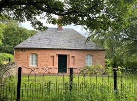 Ardlochan Lodge - Culzean Castle，位于Maybole的度假屋