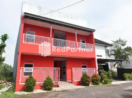 RC Costel near RSDH Cianjur Mitra RedDoorz，位于Bojong 1的酒店