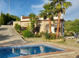 Las Palmeras - Ein Stück vom Paradies - Behagliches Haus mit Pool，位于阿尔戈多纳莱斯的酒店