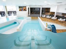 Atrium Hotel - Family friendly，位于斯塔利斯莫克维克的酒店