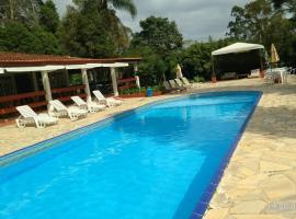 Araucária Park Hotel，位于科蒂亚的酒店