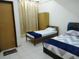 Homestay Kuala Terengganu near Batu Burok, Hospital HSNZ, KTCC Mall, Drawbridge D