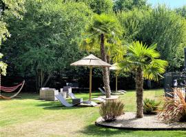 Hotel Restaurant Du Parc Saumur Logis Elégance，位于索米尔的酒店