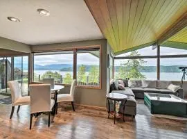 Deck & Sweeping Views: Family Union Home