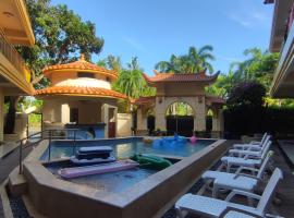 Pacific Pearl Hotel，位于La Arena的酒店