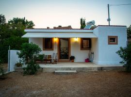 Anemolia Tiny Stone House，位于古卡斯特隆的度假屋