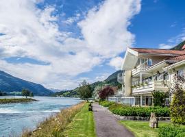 Hotel Loenfjord Loen，位于卢恩的酒店