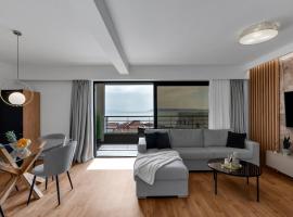 1-2. Luxury Apartments L&L Tucepi - 100m from the beach，位于图彻皮的豪华酒店