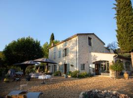Le Mas des Romarins, FAYENCE，位于法扬斯的酒店