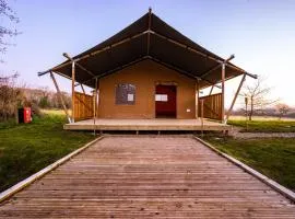 Arcadia Safari Tent in private 5 acre field