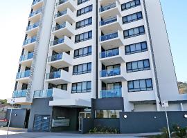 帕丁顿Q度假村公寓，位于汤斯维尔Townsville 400 Racetrack Start / Finish line附近的酒店