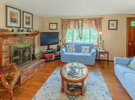 Pet-Friendly West Yarmouth Home, Near Beaches!