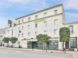 B&B HOTEL Les Sables-d'Olonne Centre Gare