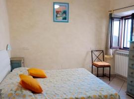 Casa girasole，位于Giglio Castello的家庭/亲子酒店