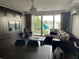 3bedroom Smarthome apartment, close to city center，位于绿山城千禧公园附近的酒店