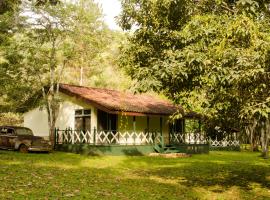 Parque Natural Ixpanpajul，位于Santa Elena的山林小屋