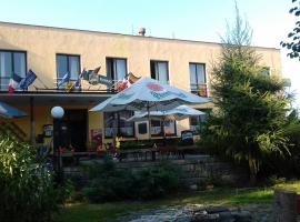 Hotel Na Panské，位于Lnáře的酒店