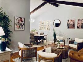 Three Bedroom Villa Near Cleveland Clinic, Case Western, University Hospitals