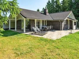 8 person holiday home in Toftlund-By Traum