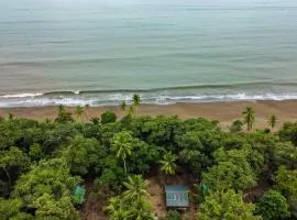 Playa Ganadito Ecolodge