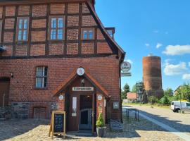 Schloss Rothenklempenow，位于Rothenklempenow的酒店