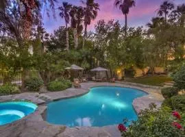 Villa Greens- 5,700sf Luxury Las Vegas Pool