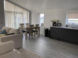 Beach Base Lodge, Padstow Cornwall，位于帕兹托的度假屋