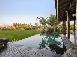 Airsania Ubud Antique Villas