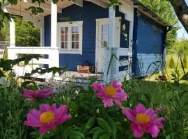 Campsite 37A - Wooden Cabins