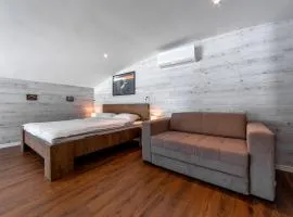 Splav-apartman Grizzly