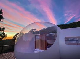 La Estela Bubble Glamping，位于马萨米特拉的带停车场的酒店