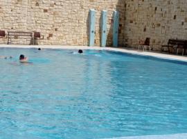 Résidence neuve avec piscine M’diq，位于米迪克的酒店