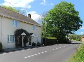 3 Riverside Cottages