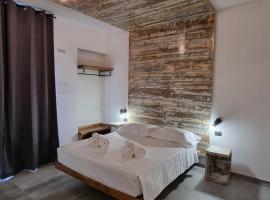 Urban Rooms Porto Cesareo，位于切萨雷奥港的旅馆
