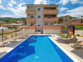 Nice Apartment In Opric With Outdoor Swimming Pool, Wifi And 1 Bedrooms