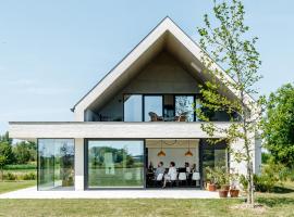 Vakantiewoning Leie Lodge，位于Zulte的酒店