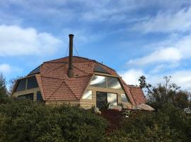 Vineyard View Dome House，位于佩索罗伯斯的酒店