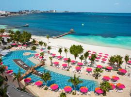 Breathless Cancun Soul Resort & Spa - Adults Only - All Inclusive，位于坎昆的酒店