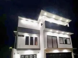 CASA DE LEON para tu familia
