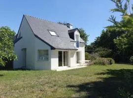 Maison contemporaine 8-10 pers, proche plage et bourg, terrasse, jardin, WIFI, parking - FR-1-639-73